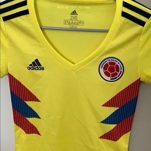 Adidas Colombia Youth Soccer Jersey, new w/o tags!